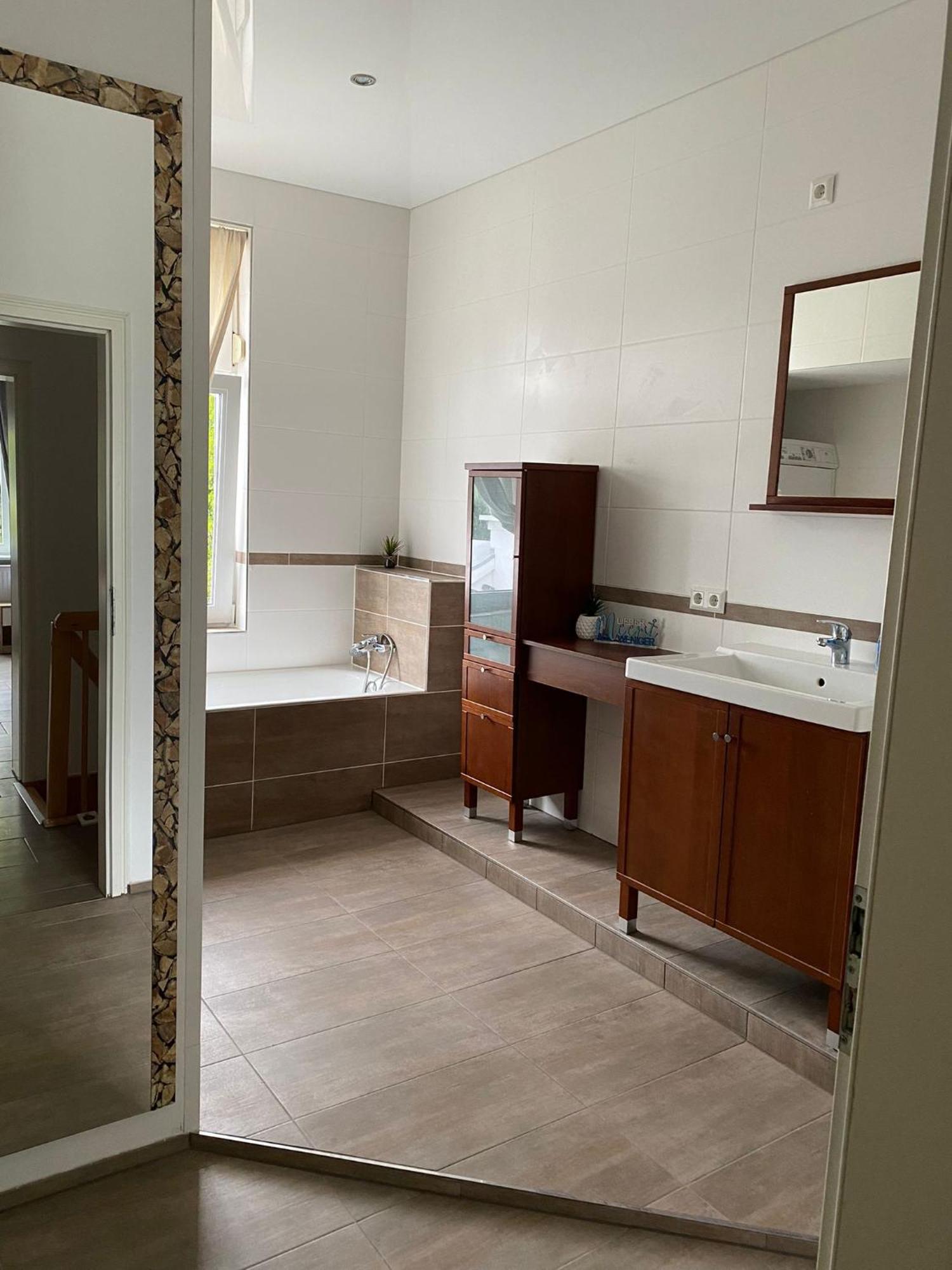 Villa Mariensiel 5 Schlafzimmer 2 Etagen Sande Esterno foto